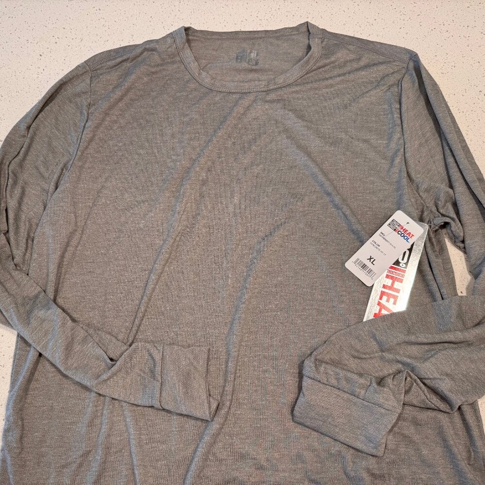 32 Degrees Heat by Weatherproof Men's Sweat Wicking Fitted Base Layer